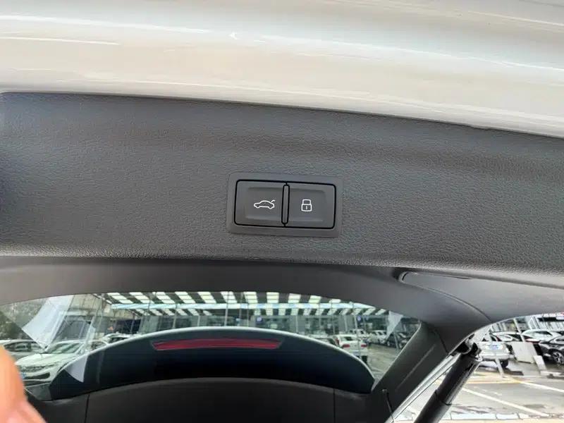 Audi Q3 2023 35 TFSI Fashion Dynamic Edition — миниатюра 7