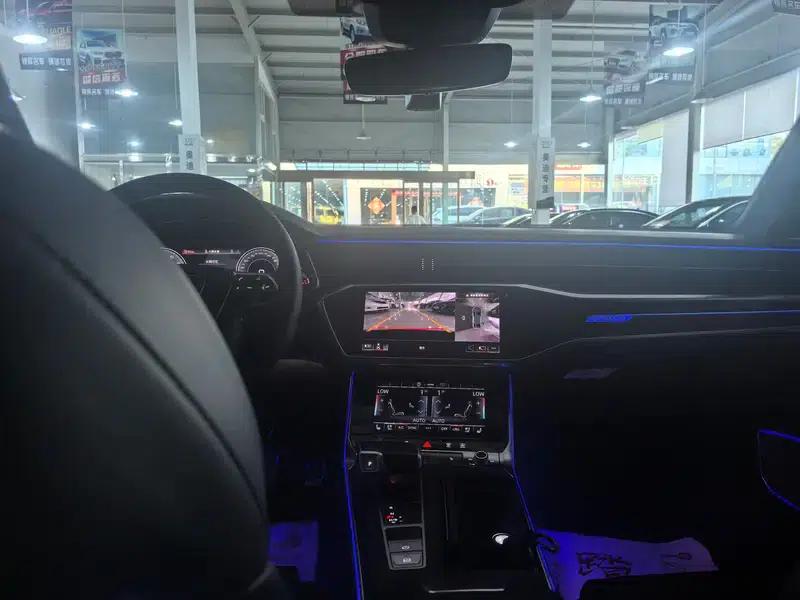 Audi A6L 2026 45 TFSI quattro Premium Dynamic Edition — миниатюра 7