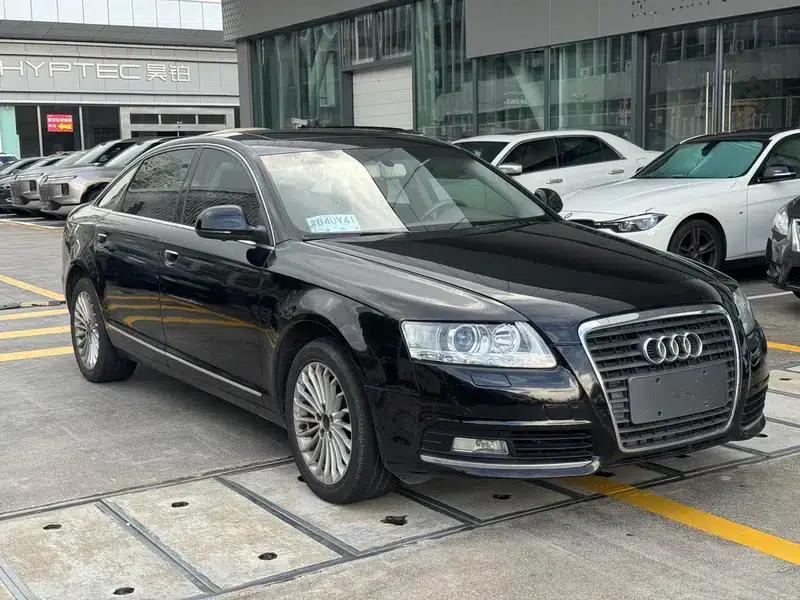 Audi A6L 2010 2.0 TFSI Automatic Standard Edition — миниатюра 3