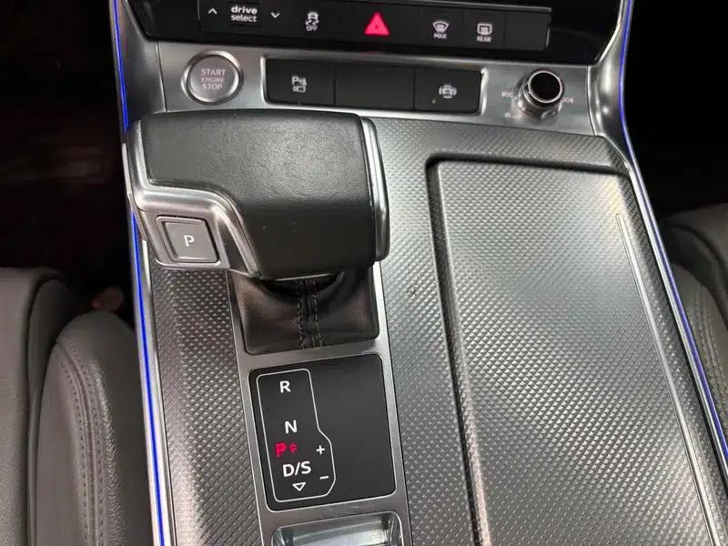 Audi A6L 2020 45 TFSI Premium Dynamic Edition — миниатюра 16