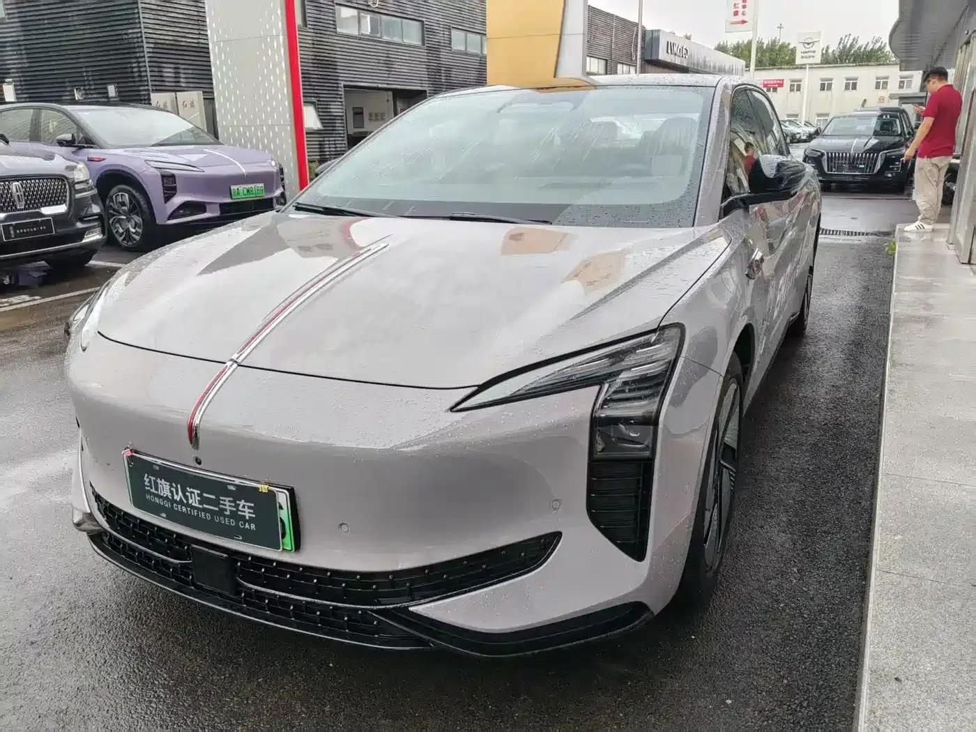 Hongqi EH7 2025 640 AWD Smart Selection Edition — миниатюра 1