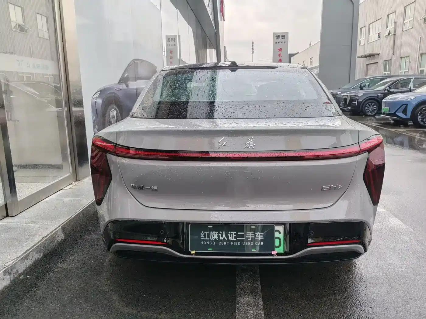 Hongqi EH7 2025 640 AWD Smart Selection Edition — миниатюра 8