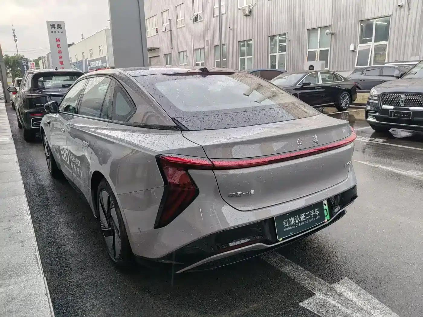 Hongqi EH7 2025 640 AWD Smart Selection Edition — миниатюра 9