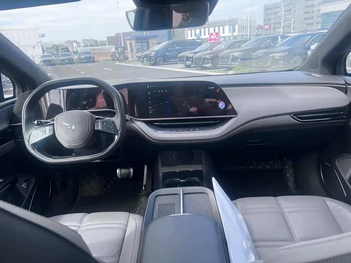 Hongqi EH7 2024 690 Pro — миниатюра 7
