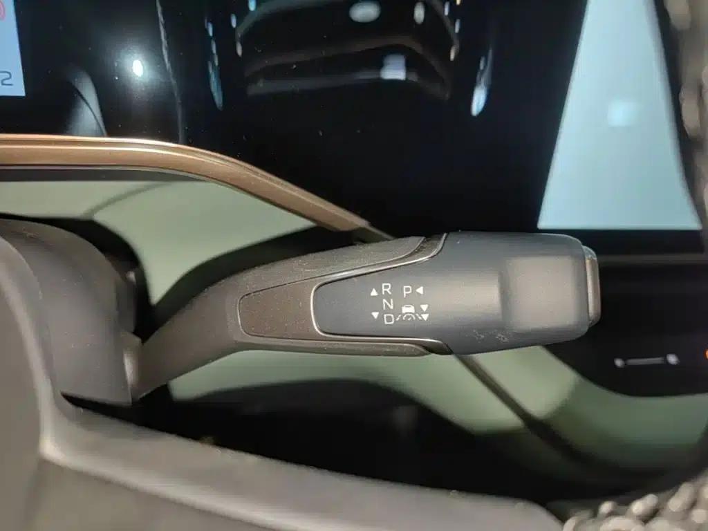 Hongqi EH7 2025 Model 690 Smart Selection Edition — миниатюра 14