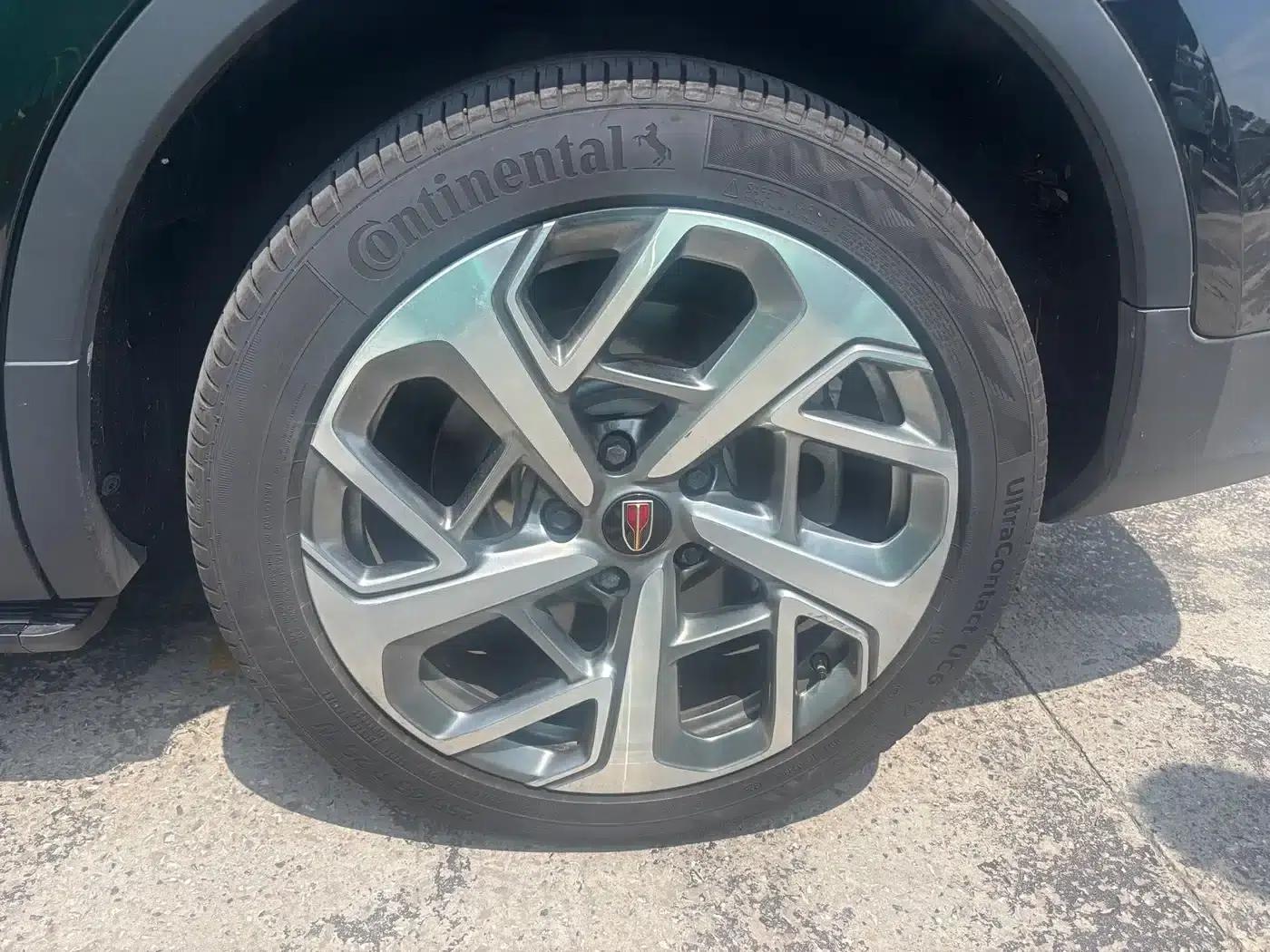 Hongqi HS7 2022 2.0T DCT 2WD Intelligent Flagship Edition (5-seater) — миниатюра 15