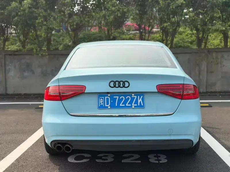Audi A4L 2013 35 TFSI Automatic Standard Edition — миниатюра 5