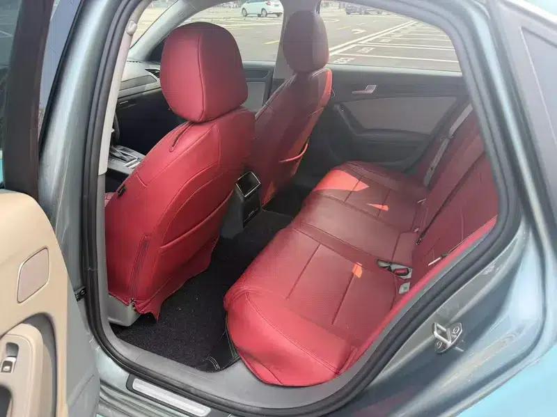 Audi A4L 2013 35 TFSI Automatic Standard Edition — миниатюра 9