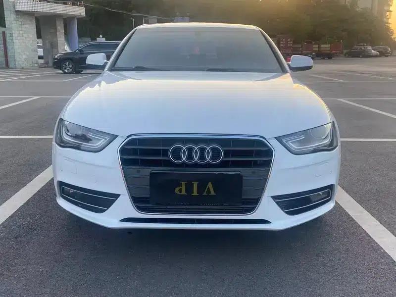 Audi A4L 2015 35 TFSI Automatic Comfort — миниатюра 2