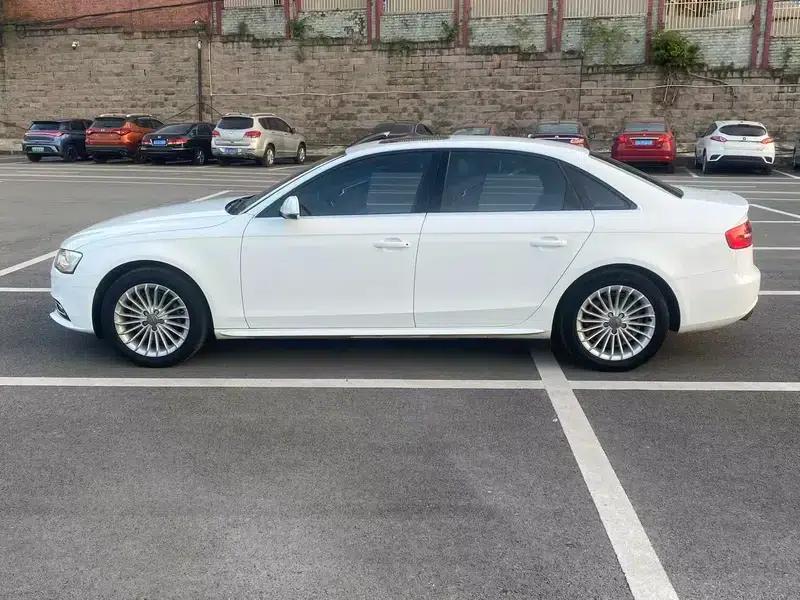 Audi A4L 2015 35 TFSI Automatic Comfort — миниатюра 4