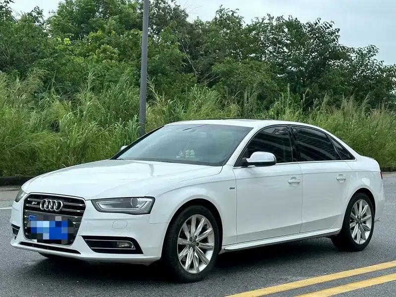 Audi A4L 2015 35 TFSI Automatic Standard Edition — миниатюра 1