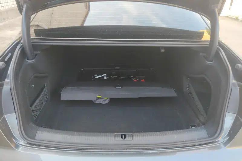 Audi A4L 2020 40 TFSI Luxury Dynamic — миниатюра 17