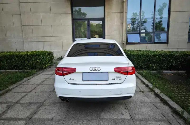 Audi A4L 2016 30 TFSI Classic Edition Automatic Comfort Model — миниатюра 5