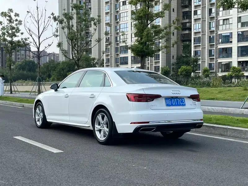 Audi A4L 2019 35 TFSI Progressive (National V Emission Standard) — миниатюра 4