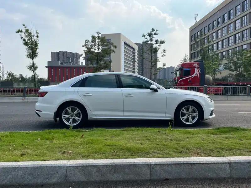 Audi A4L 2019 35 TFSI Progressive (National V Emission Standard) — миниатюра 7