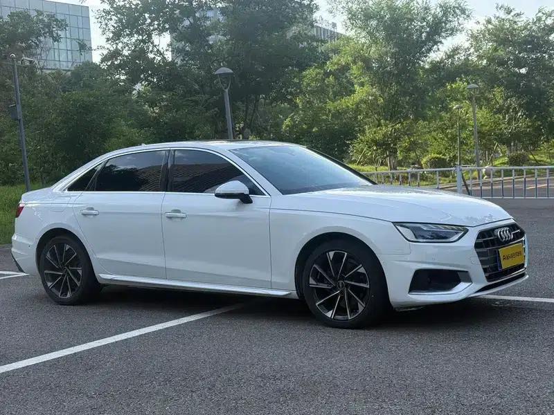 Audi A4L 2022 40 TFSI Fashion Dynamic Edition — миниатюра 3