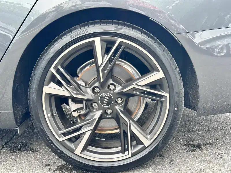 2024 Audi A4L 40 TFSI quattro RS Package (Sports Edition) — миниатюра 6