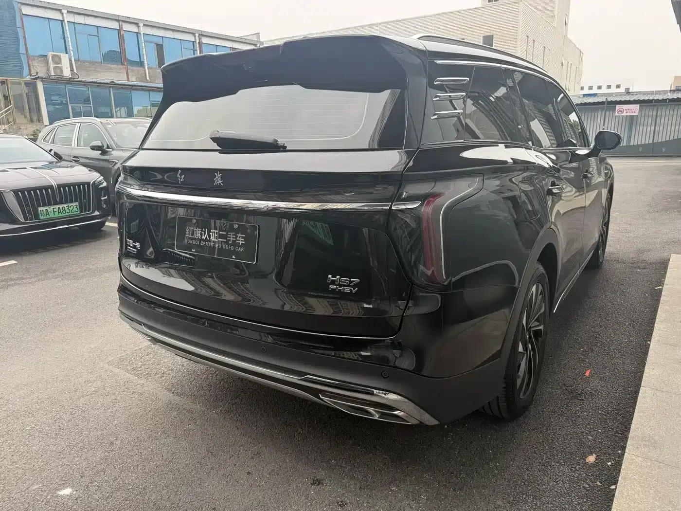Hongqi HS7 PHEV 2024 2.0T PHEV 4WD Flagship Edition 6-seater — миниатюра 4