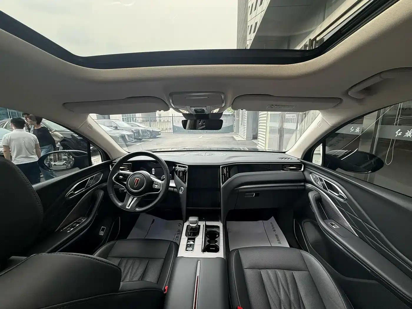 Hongqi HS7 PHEV 2024 2.0T PHEV 4WD Flagship Edition 6-seater — миниатюра 5