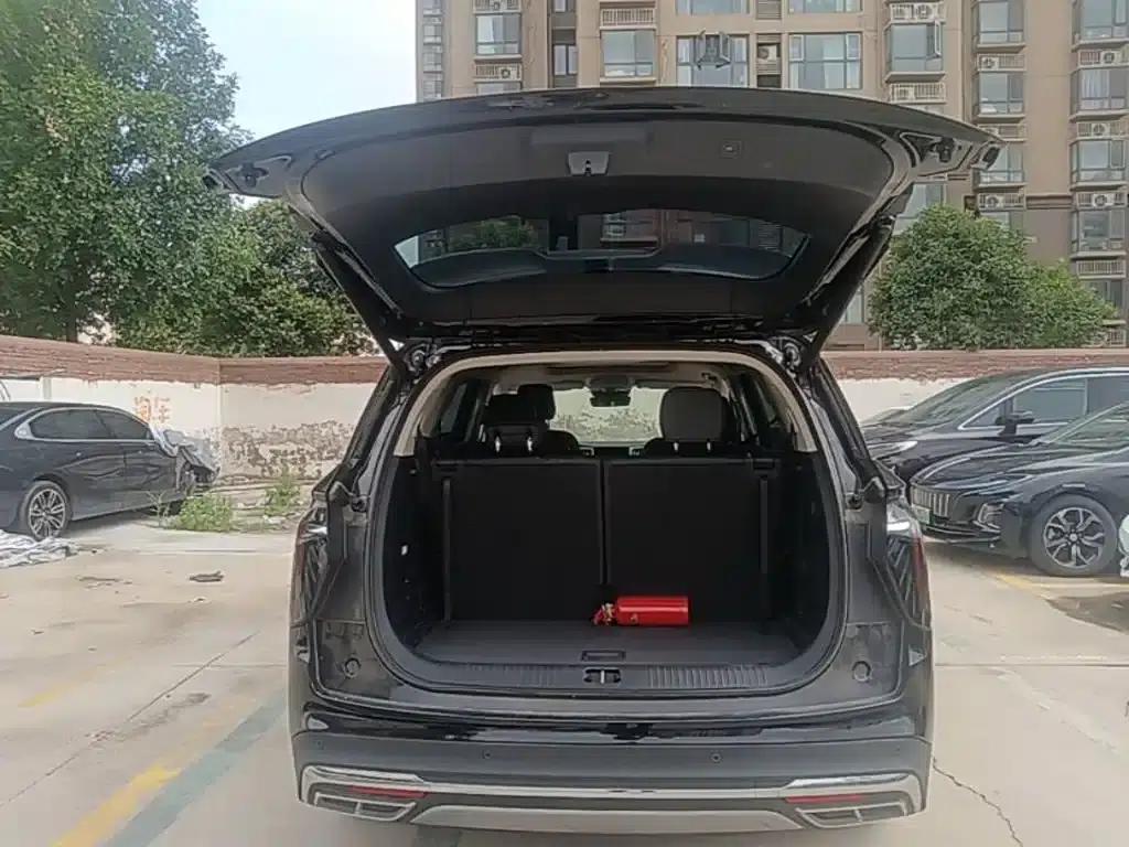 Hongqi HS7 PHEV 2024 2.0T PHEV 4WD Flagship Edition 6-seater — миниатюра 19
