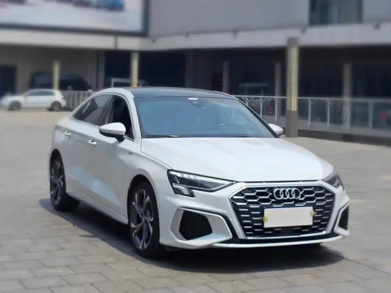 Audi A3 2021 Sportback 35 TFSI Fashion Sport — миниатюра 3