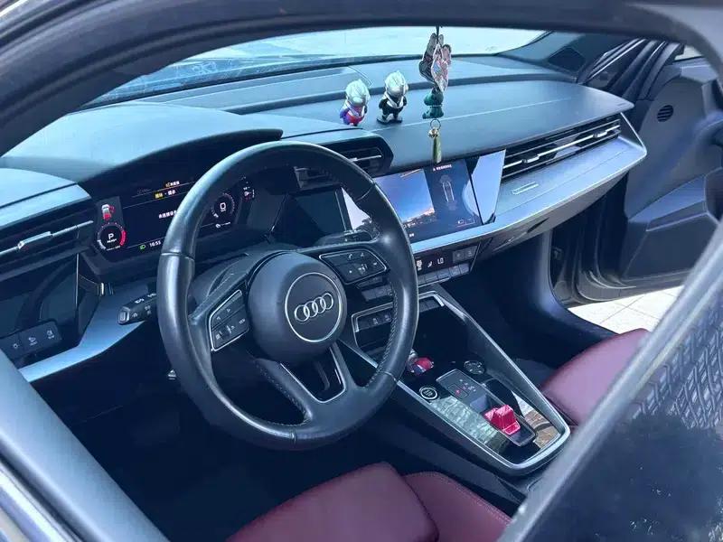 Audi A3 2021 Sportback 35 TFSI Limited Edition (Wang Yibo Collaboration) — миниатюра 20