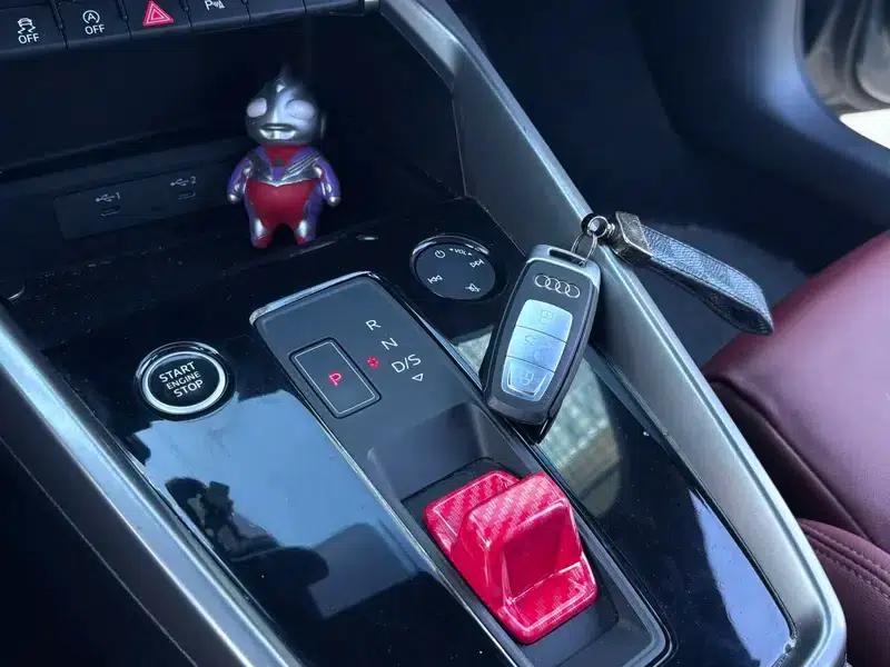 Audi A3 2021 Sportback 35 TFSI Limited Edition (Wang Yibo Collaboration) — миниатюра 21