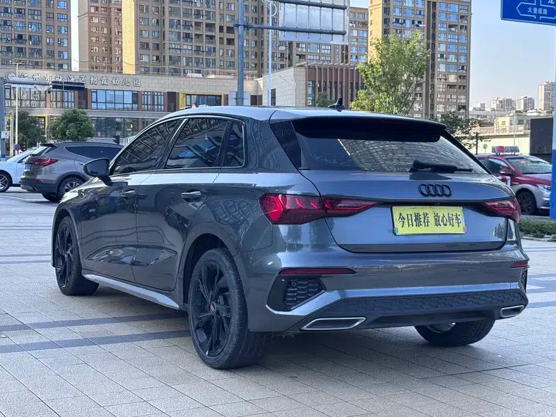 Audi A3 2021 Sportback 35 TFSI Limited Edition (Wang Yibo Collaboration) — миниатюра 5