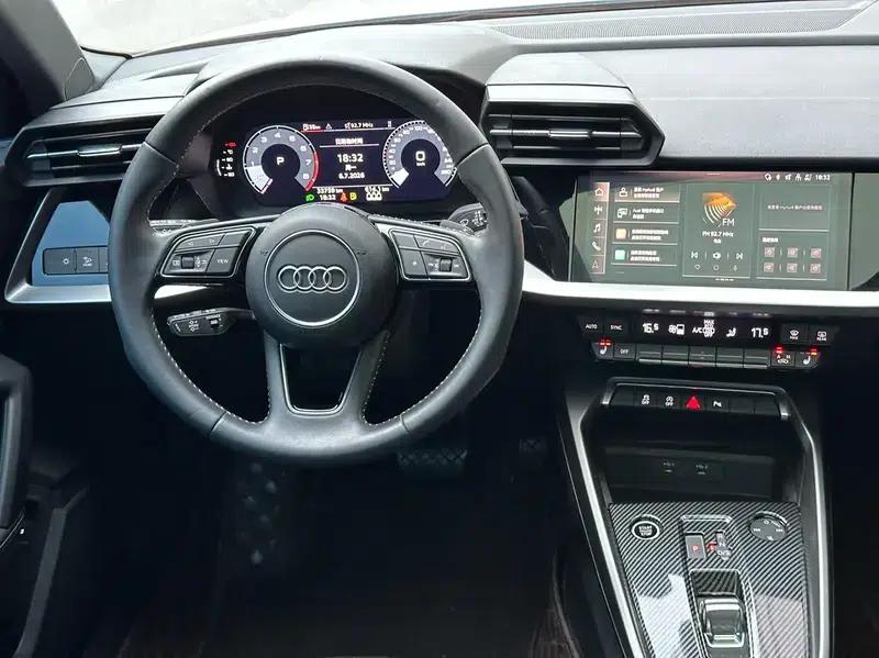 Audi A3 2022 Sportback 35 TFSI Fashion Sport — миниатюра 18