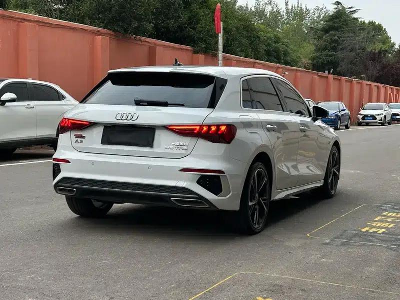 Audi A3 2022 Sportback 35 TFSI Fashion Sport — миниатюра 4