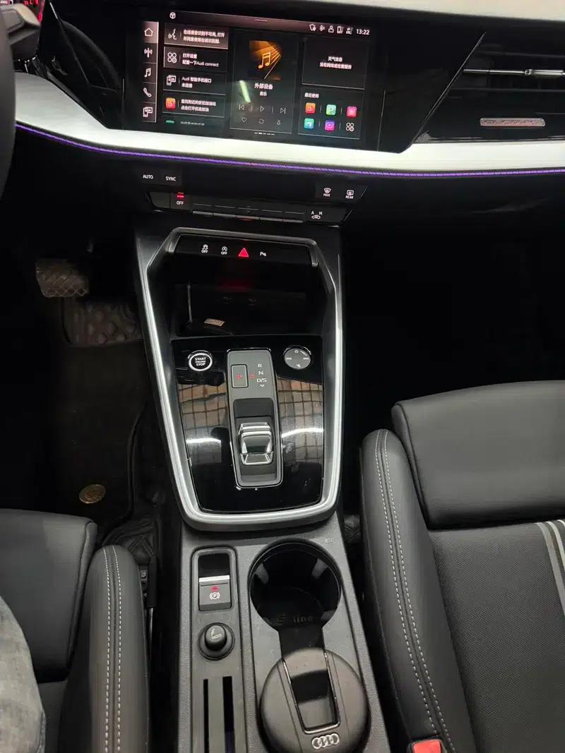 Audi A3 2023 Facelift A3L Limousine 35 TFSI Sporty Edition — миниатюра 11