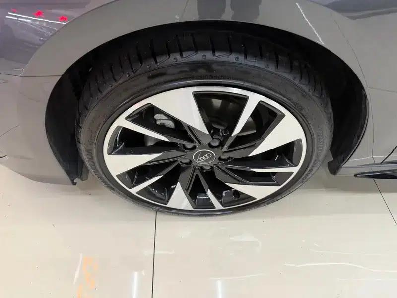 Audi A3 2023 Facelift A3L Limousine 35 TFSI Sporty Edition — миниатюра 13