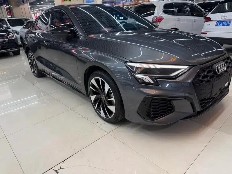 Audi A3 2023 Facelift A3L Limousine 35 TFSI Sporty Edition — миниатюра 3