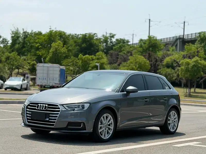 Audi A3 2020 Sportback 35 TFSI Progressive (China VI Emission Standard) — миниатюра 1