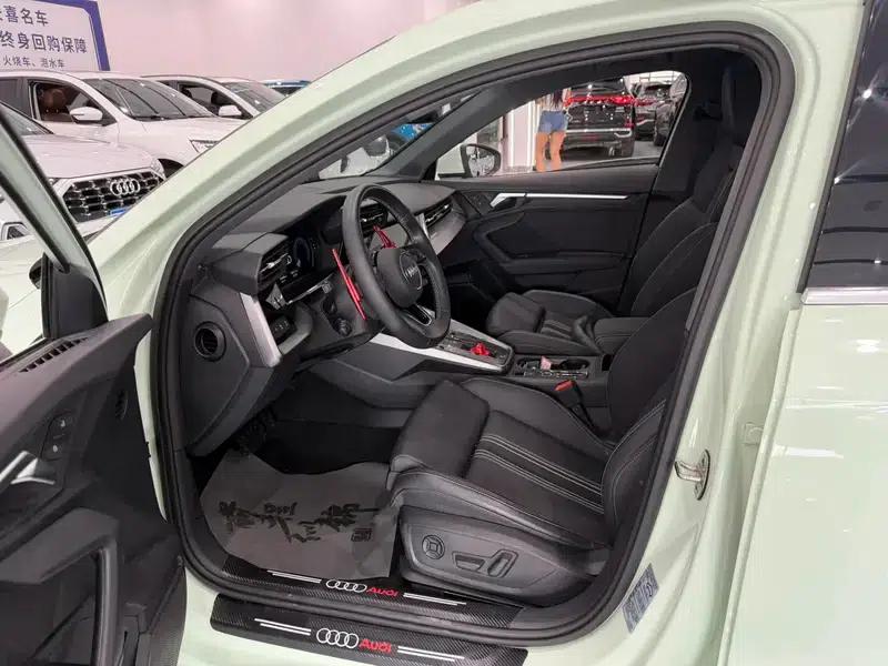 Audi A3 2023 Facelift A3L Limousine 35 TFSI Sporty Edition — миниатюра 15