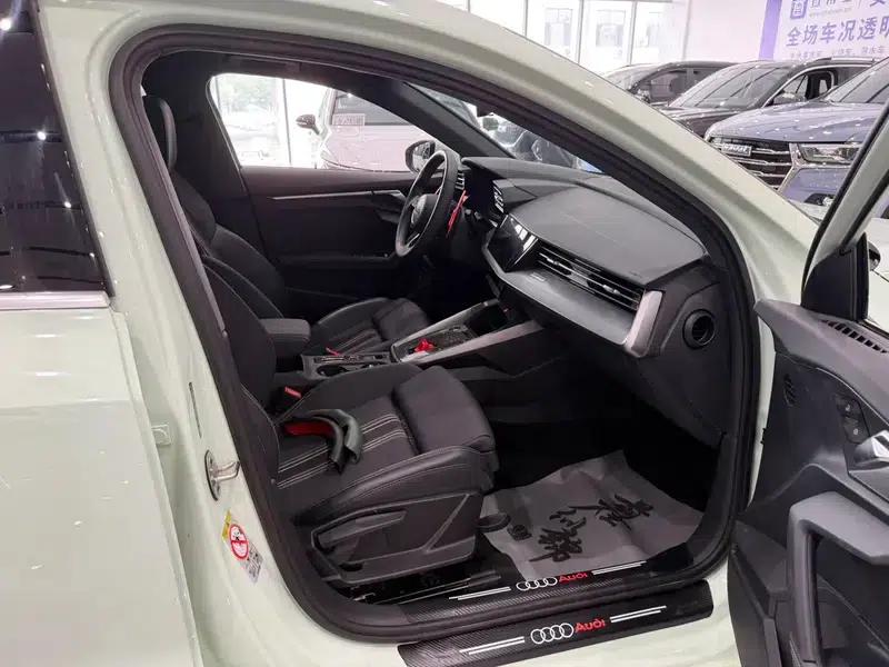 Audi A3 2023 Facelift A3L Limousine 35 TFSI Sporty Edition — миниатюра 20