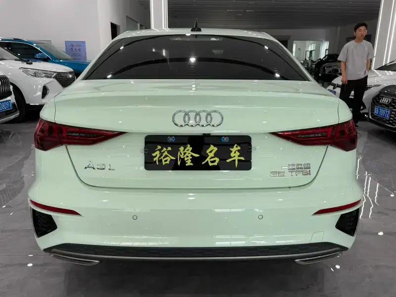 Audi A3 2023 Facelift A3L Limousine 35 TFSI Sporty Edition — миниатюра 5
