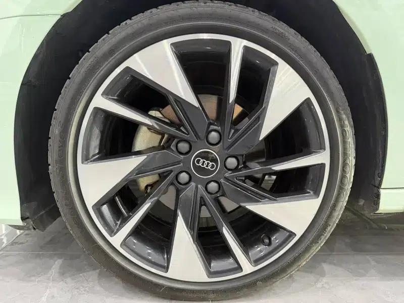 Audi A3 2023 Facelift A3L Limousine 35 TFSI Sporty Edition — миниатюра 9