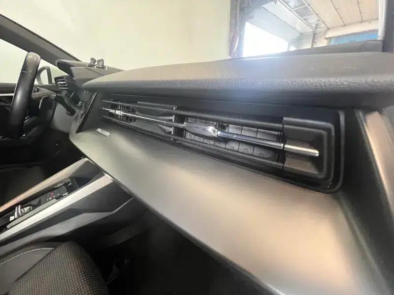 Audi A3 2023 Facelift A3L Limousine 35 TFSI Progressive Sport — миниатюра 9