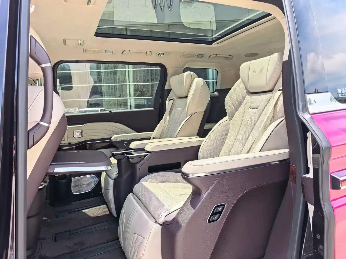 Hongqi HQ9 2023 2.0T Intelligent Flagship Edition — миниатюра 7