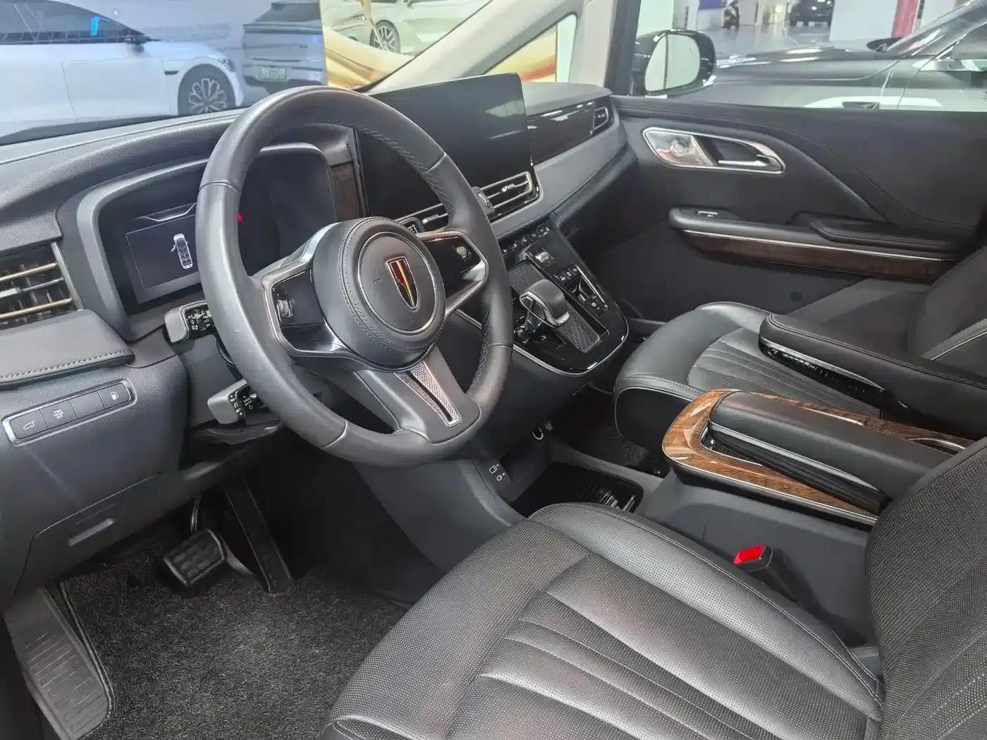 Hongqi HQ9 2024 2.0T Luxury Edition — миниатюра 4