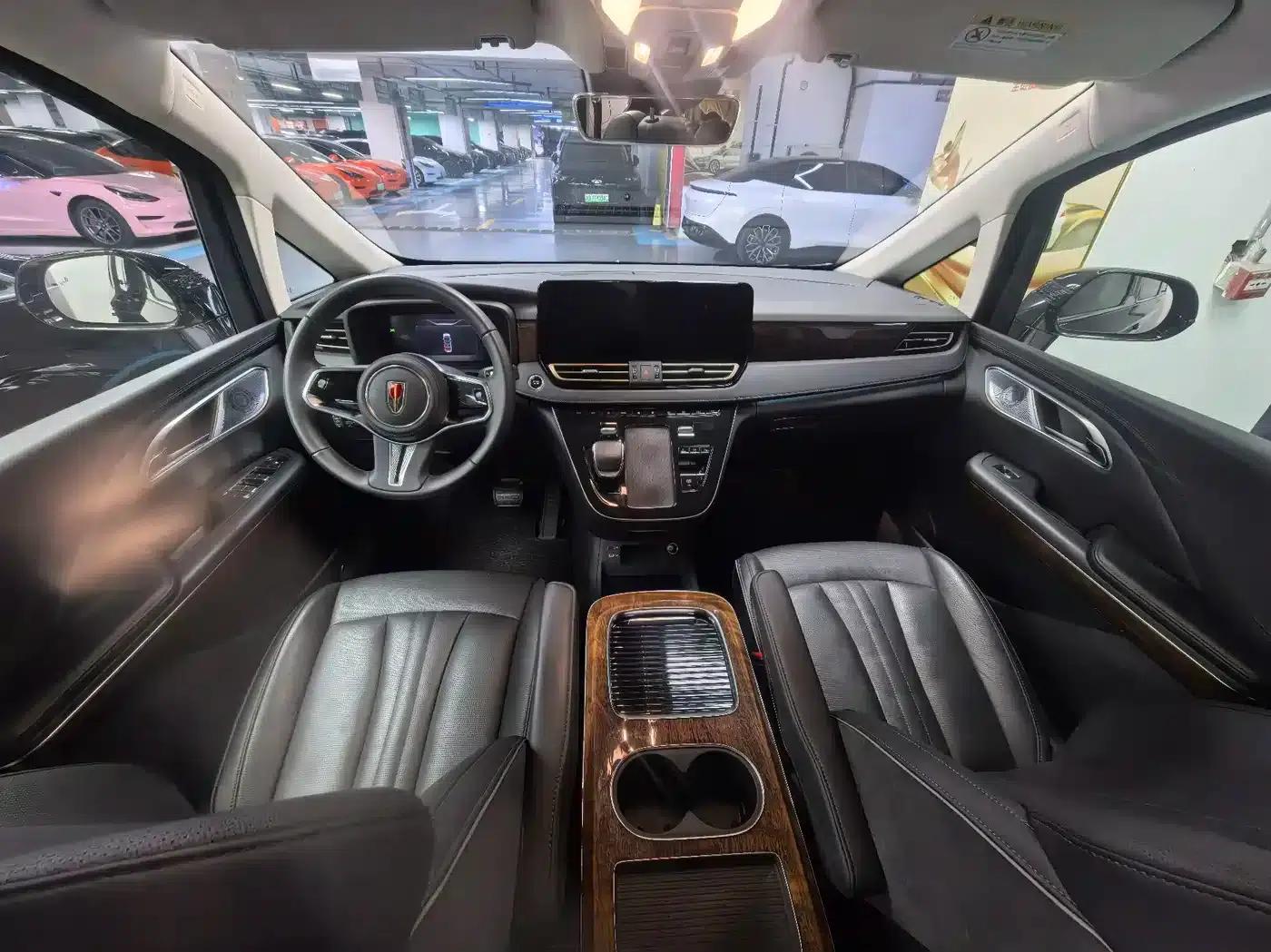 Hongqi HQ9 2024 2.0T Luxury Edition — миниатюра 10