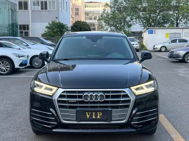 Audi Q5L 2018 40 TFSI Luxury Fashion Edition (National V Emission Standard) — миниатюра 2