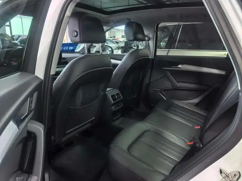 Audi Q5L 2020 40 TFSI Luxury Fashion Edition — миниатюра 10