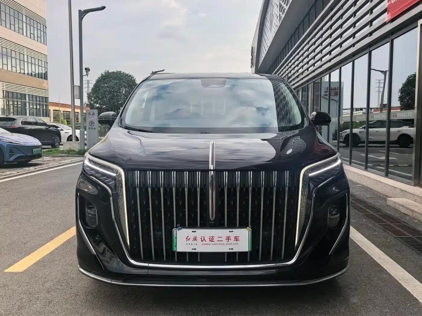 Hongqi HQ9 PHEV 2024 2.0T AWD Luxury Edition — миниатюра 2