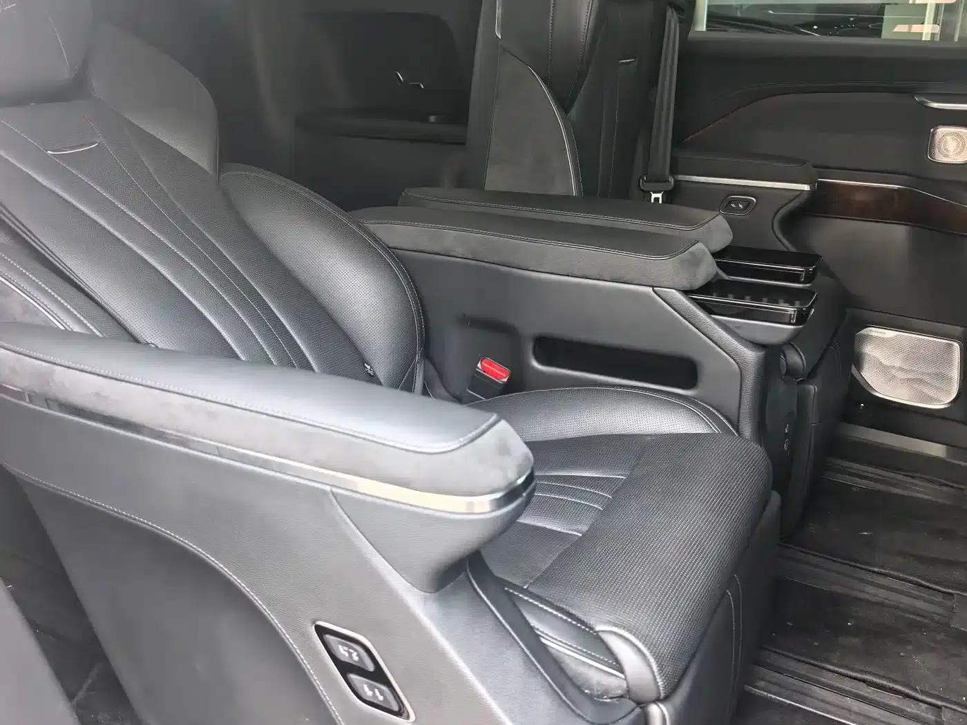 Hongqi HQ9 PHEV 2024 2.0T AWD Luxury Edition — миниатюра 7