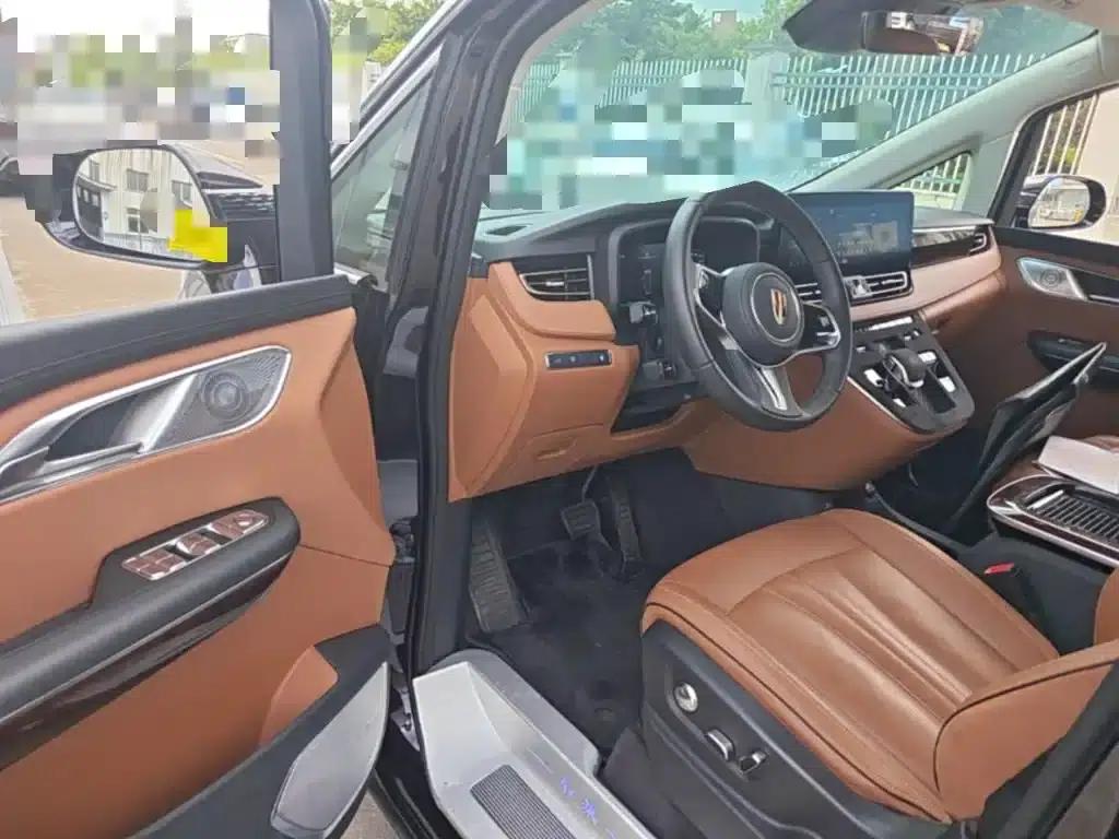 Hongqi HQ9 PHEV 2024 2.0T AWD Luxury Edition — миниатюра 16