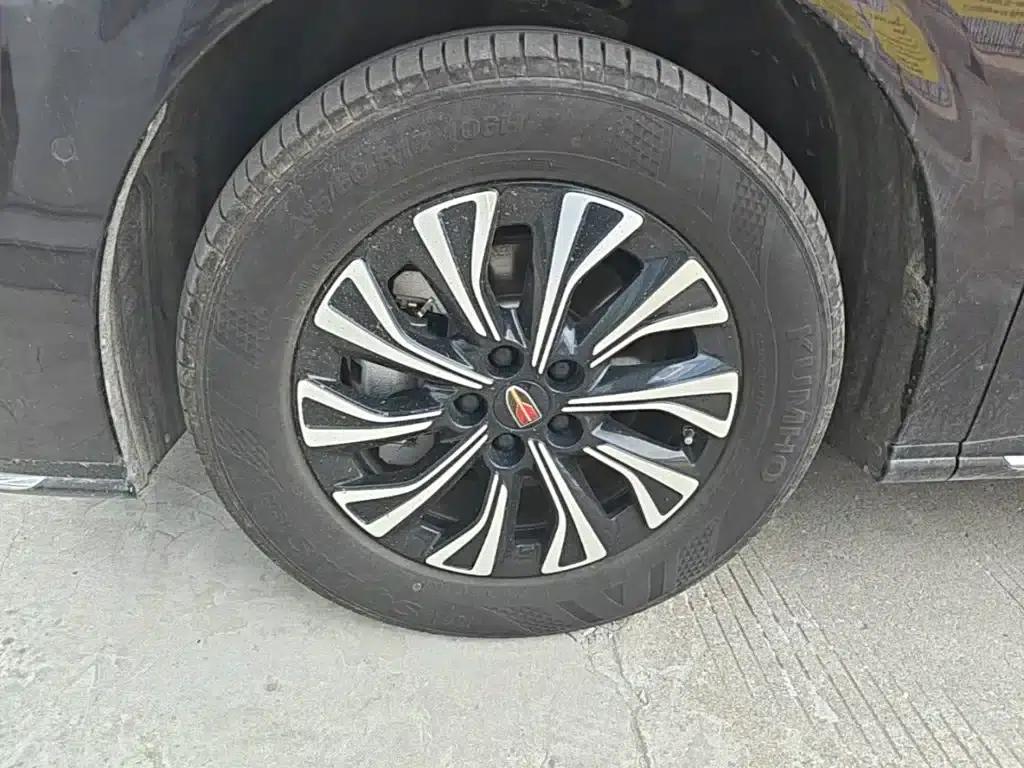 Hongqi HQ9 PHEV 2024 2.0T AWD Luxury Edition — миниатюра 23