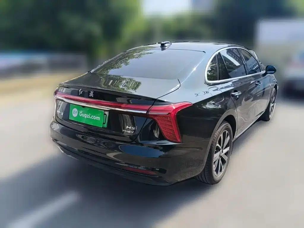 Hongqi H5 PHEV 2025 130 Super Hybrid Edition — миниатюра 12