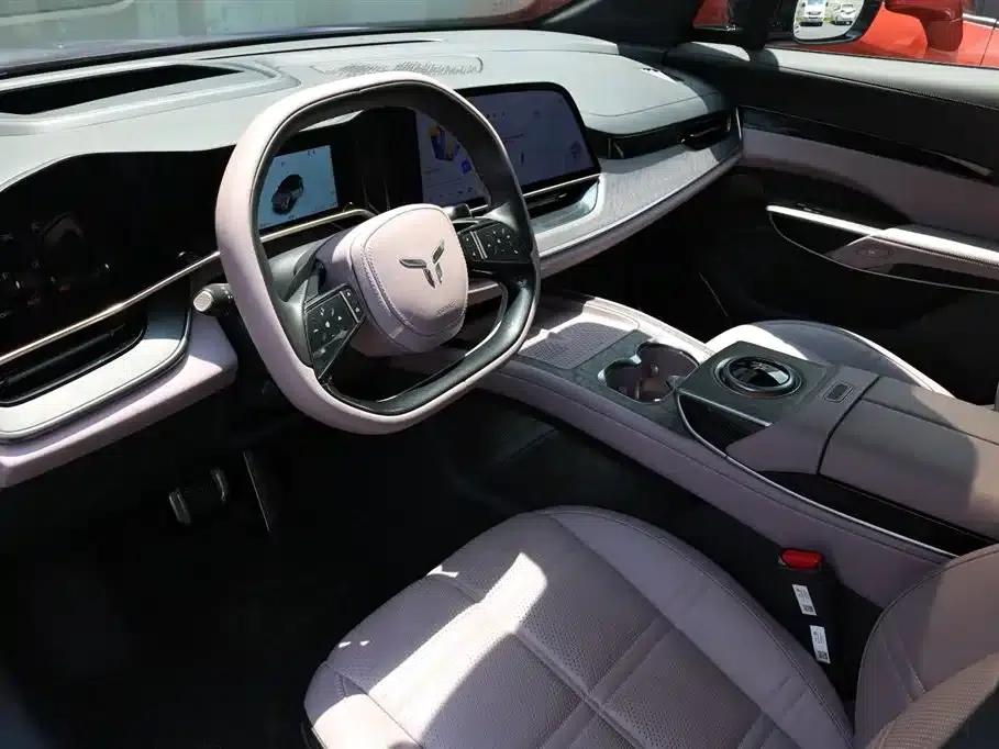 Hongqi Tiangong 08 2025 680 Ultra 4WD Edition — миниатюра 10